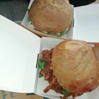 Spartz (top) & Bibicù (bottom) at Van Ver Burger in Turin