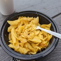 Macaroni and cheese at Dee's Vegan To-Go in Charlotte