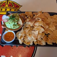 Guac 9/10 at The 3 Amigos  in Edmonton