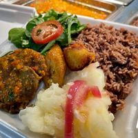Vegetarian “steak” with rice, yucca with mojo and salad at Tropical Cuisine Restaurant in Collegedale