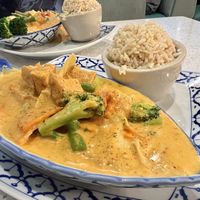 Yellow curry w/tofu and veggies  at Tom Yum in Surprise