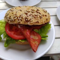 BLT bagel at Radikalecker in Berlin