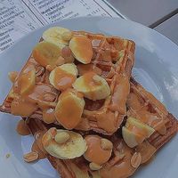 Peanut butter waffle at Radikalecker in Berlin