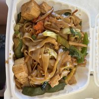 Pad kee mao  at Tuk-Tuk Thai in Volcano