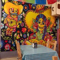 Espaço bem decorado at Tétés Burritos in Cascais