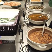 Hot dishes at SùShí Zhě LiánMéng 素食者联盟 in Nanjing