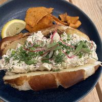 Lobster roll at Aunts et Uncles in Brooklyn