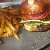 Chikn Sandwich 😍 at Aunts et Uncles in Brooklyn