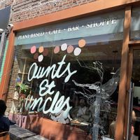 Front door   at Aunts et Uncles in Brooklyn