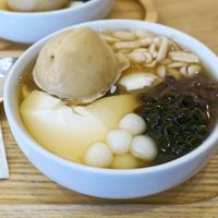 Fleur de tofu (cold options) at Graines du Jour in Paris