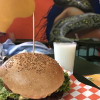 Single beef burger & ayran. İkisi de inanilmaz lezzetli, özellikle ayran siddetle tavsiye edilir. at Junk Vegan in Ankara