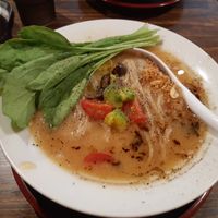 The vegan vegetable Ramen with greens, tomato, mushrooms, and avocado at Dashiro だし廊 in Sendai
