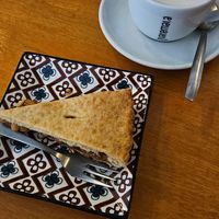 Very cozy and nice place. Had an apple pie and caffe latte with oat milk. They also offer soy milk and other vegan pastries. Nice selection and cozy atmosphere. at Ginger in Trieste