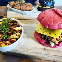 El Diablo burger and Hells Mac n Cheese at Seitan's Corner in Bristol