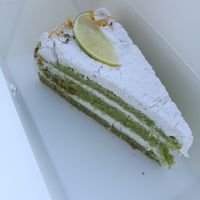 Pandan-Kokos Torte at Mono Cafe in Munich