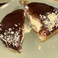 Inside the boston   at Sammy's Berliner Donuts in Berlin