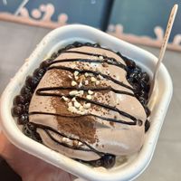 Deeeelicious Chocolate bingsu 😋   at NUTTEA - La Trobe St in Melbourne