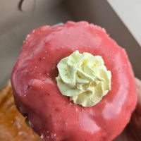 Strawberry lemonade at Donut Run in Washington