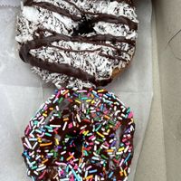 They're so big, but also reasonably priced  at Donut Run in Washington