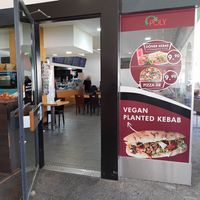 Exterior and seating at Poly Bistro in Winterthur