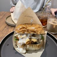 Cheeseburger with cheese and mushroom topping  at Sonu Sonu in Fukuoka