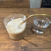 Avocado burger and the maple latte where amazing! Good music too #Veganuary at Sonu Sonu in Fukuoka