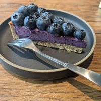 Blueberry tart at Sonu Sonu in Fukuoka