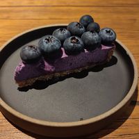 Blueberry tart at Sonu Sonu in Fukuoka