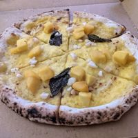 Golden Pizza at Antica in New Farm