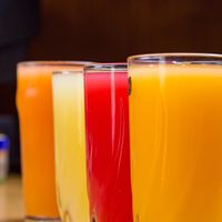 Diversos sucos fresquinhos at Lino Café in Itupeva