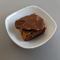 Little caramel dessert with set lunch at YuA Restaurante in Cuenca