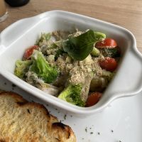 Main plate with menu of the day   at YuA Restaurante in Cuenca