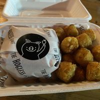 Yummy hash browns 🥰  at The Hogless Roast in East London