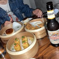 Wontons & bunz at Minty Z in Coconut Grove