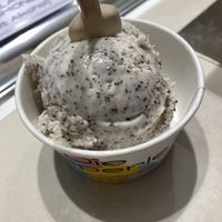 Poppy seed flavor   at Die Eisperle - Jakominiplatz in Graz