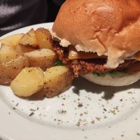 hamburguesa sana vegetariana at Sana Vegetariana in Madrid