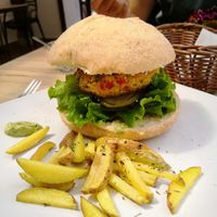 Lentil burger at Verde Café in Atuntaqui