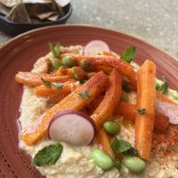 Hummus de garbanzos con verduras  at Tea Connection in Rosario