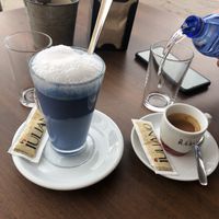 spirulina latte w coconut milk & un cortado at Bliss Café in Tenerife