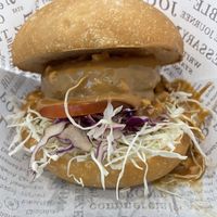 Decent “Vegan Melty Peanut Sauce Thick Beef Burger"  at Sushiner 蔬饗樂 in Taipei