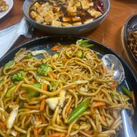 Mapu tofu and mix vegetables chow mien 😃   at Chef Chen's Chinese Restaurant in Vacaville