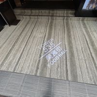 Lighted directions on the sidewalk  at Paradise Veggie 樂園素食 in Hong Kong Island