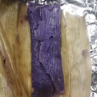 Staff member said the sweet tamales have same masa as the veggie one so the blueberry tamal is vegan. at Tamalería Nuevo Leon in Richardson