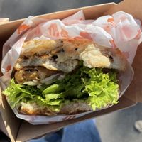 Tofu Burger (vegan, 5.00€) at Kenkō Burger in Leipzig