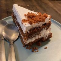 Deliciosa red velvet vegana 🌱  at Daio in Gijon