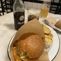 Menú pequeño “pollo de seitan"  at Savta in Barcelona