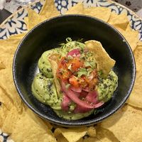 Guacamole con nachos  at ROSALÍA LA RATONA in Huelva