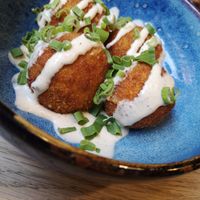 Crockets at Tabi Loo in Leuven