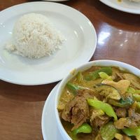 Vegan Green Thai Curry with Tofu Duck at Aroydee - Hanauer Landstraße in Frankfurt