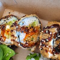 Sushi mit knuspriger Hülle drum at Sen Vegan Cuisine - Moorenstraße in Dusseldorf